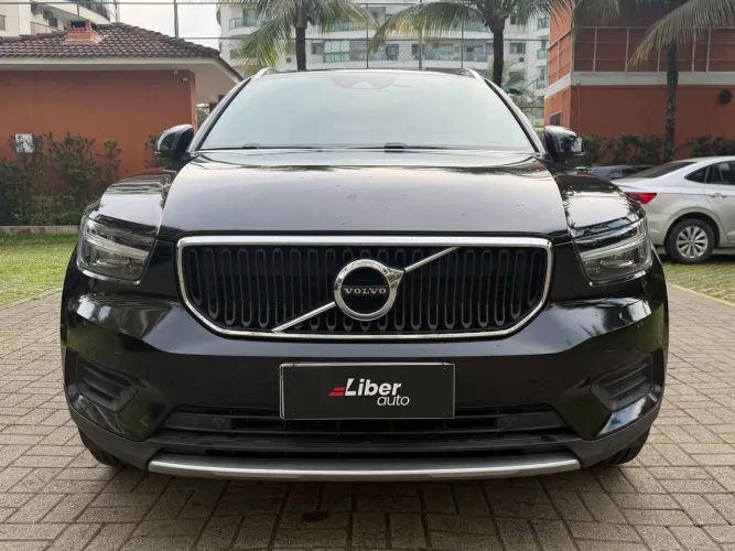 Volvo XC40 XC 40 T-4 Momentum 2.0 190cv FWD 2020