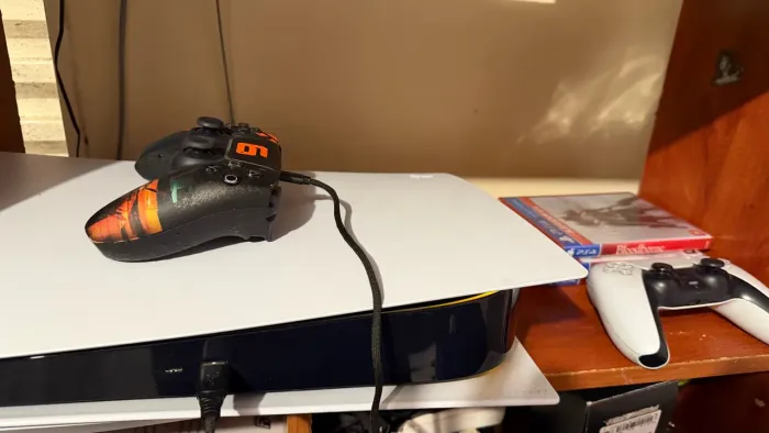 PlayStation 5 Fat Mídia Física com Jogos e controle