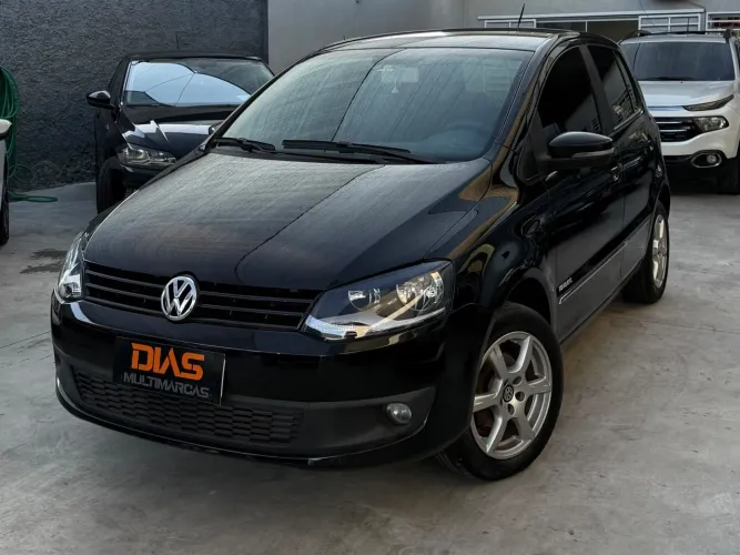 Volkswagen Fox 1.6 MI Total Flex 8V 5P 2014