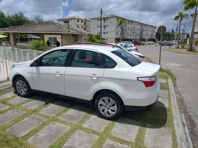 Fiat Grand Siena Attrac. 1.4 EVO F.flex 8V 2019