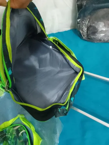 Mochila de rodinhas estojo e lancheira