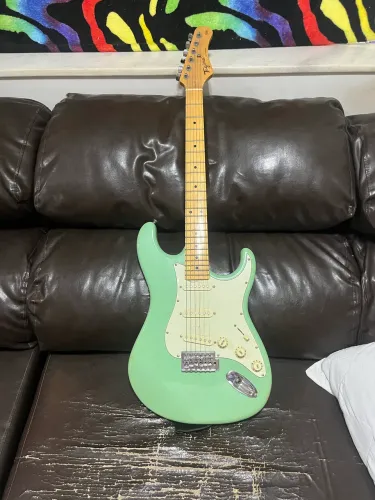 Guitarra tg-530