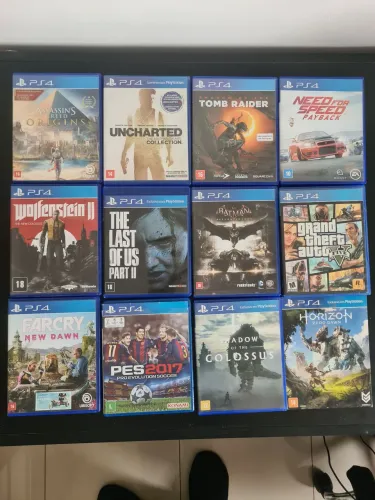 Lote com 12 Jogos de PS4