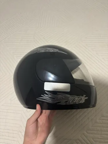 Capacete