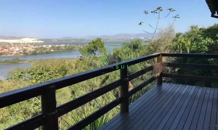 Casa com vista para o mar e lagoa  Ibiraquera