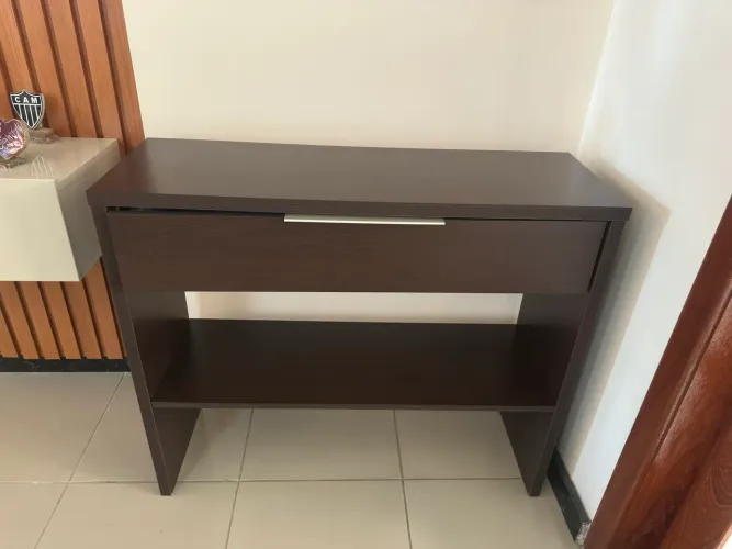 Vendo aparador/buffet em excelente estado de conservação.