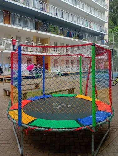 Cama elástica Henri Trampolim 2.44m