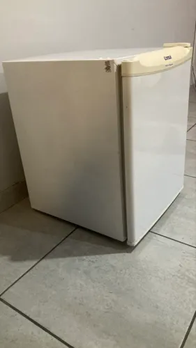 Frigobar Cônsul Compacto 80