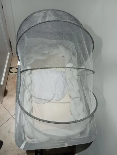 Berço Portátil estilo Moisés