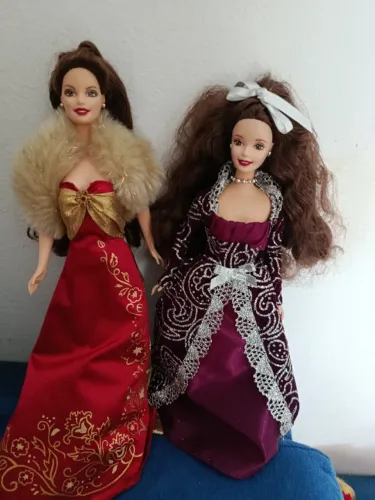 Lote duas Barbies de coleção promoção