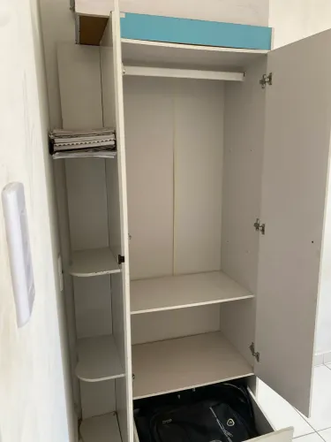 Guarda roupa seminovo