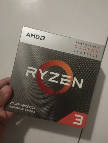 Ryzen 3 3200g semi novo