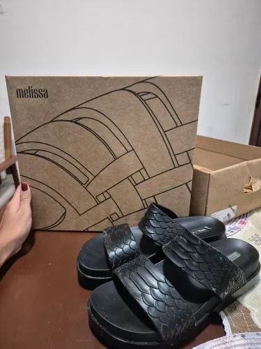 Melissa original com caixa N°37