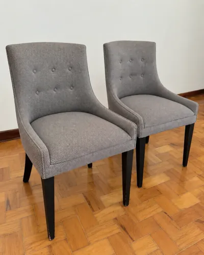 Par de cadeiras estofadas Tok&Stok - lindas e confortáveis