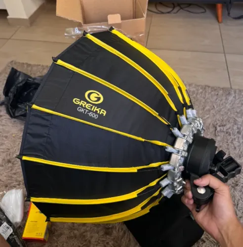 Softbox Greika LED 100W Bicolor + Baterias + Tripé + Bolsa + NF