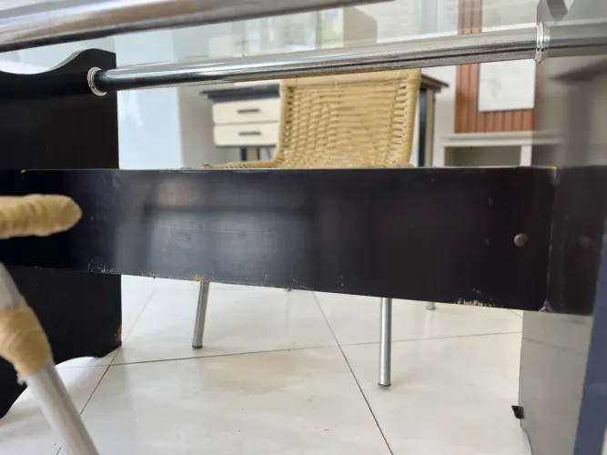 Mesa de vidro 4/6 lugares