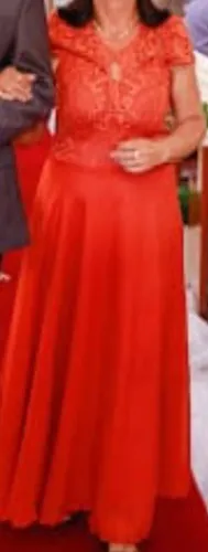 Vestido de festa terracota