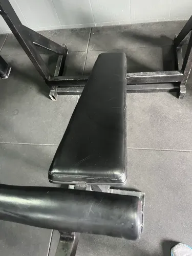 Supino reto, inclinado e declinado 