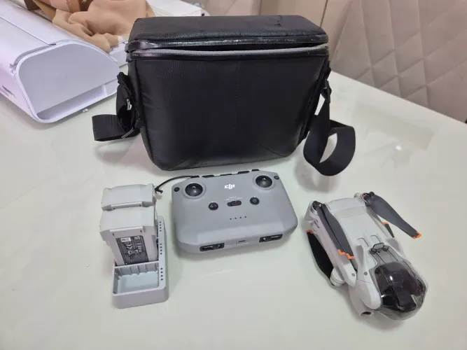 Dji mini 3 com 3 baterias