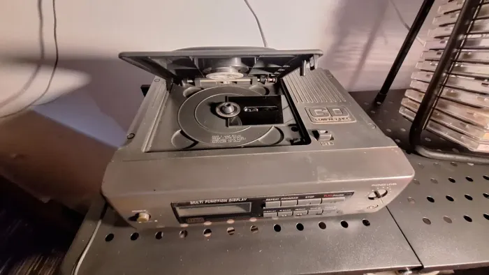 Mini cd player cce