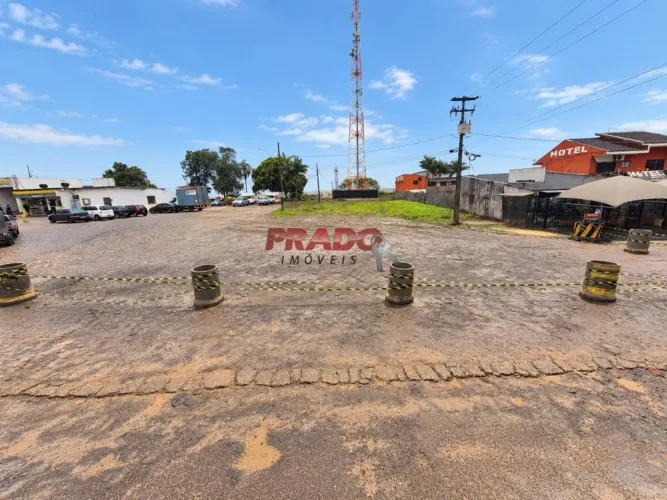 Terreno à venda em Floresta, Centro, com 1600 m²
