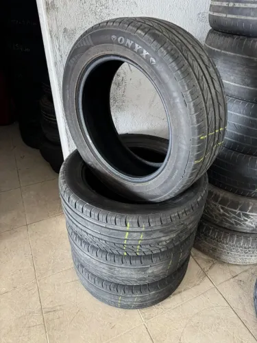 PNEUS ONYX 235/55 R18 HT
