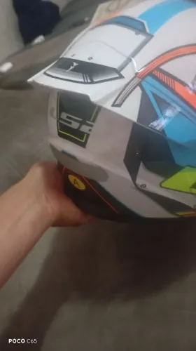 Capacete em ótimo estado.