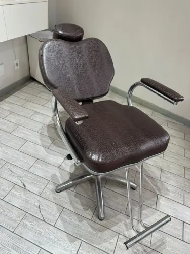 Cadeira de maquiagem reclinável