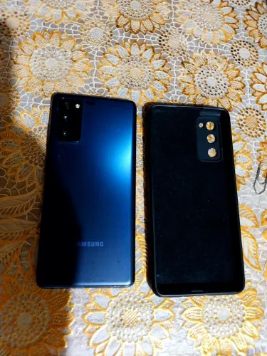 CELULAR