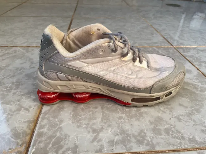 tênis nike supreme