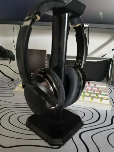 JBL tour one m2 seminovo