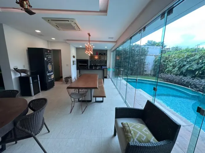 RENAISSANCE, 360M2, 4 SUÍTES, PISCINA, CHURRASQUEIRA, AREA GOUMERT CLIMATIZADA