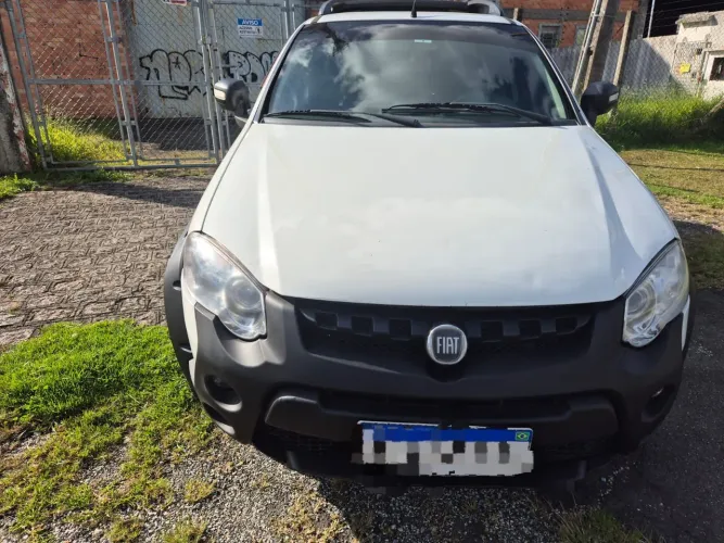 Fiat Strada Adventure 1.8/ 1.8 Locker Flex CE 2013