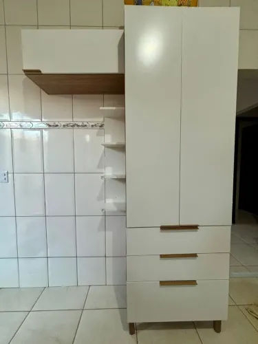 Armário de cozinha semi novo