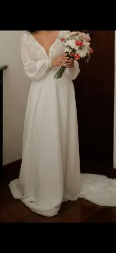 Vestido de noiva boho renda branco com bojo embutido