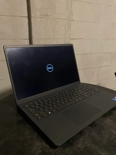 Notebook Dell Inspiron 15 3520