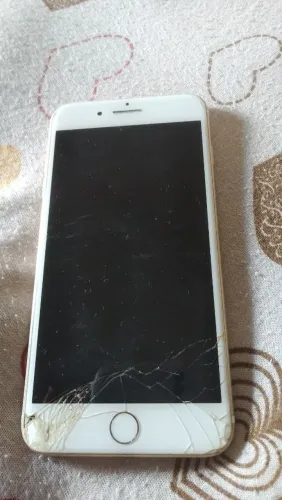 Vendo celular para concerto ou retirada de peças.