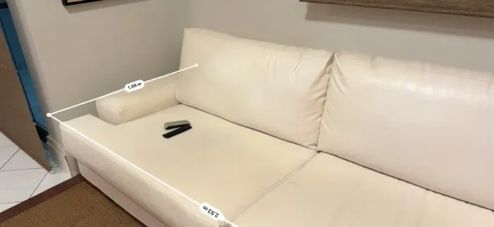 Sofá Premium 3/4 Lugares Branco (Couro Sintético) - 2,53m Linhas Retas