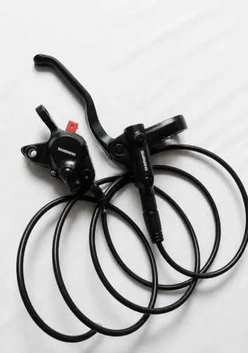 Freio shimano MT 200 Ler o anúncio