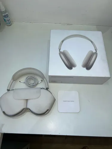 AirPods Max
