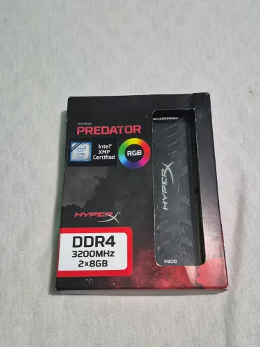 Kit Memória RAM HyperX Predator RGB 16GB (2x8GB) DDR4 3200MHz - Impecável