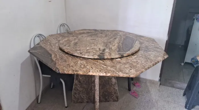 Mesa de Granito Exótico amarelo 