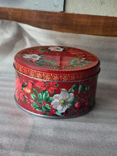 Lata biscoito ( vazia )