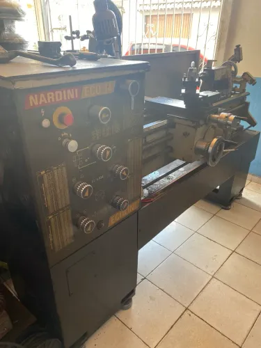Vende-se torno mecânico nardini ecoline 14