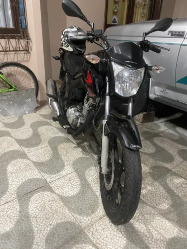 Vendo ou troco por carro 