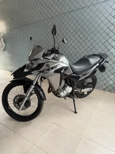 Xre 300 2019
