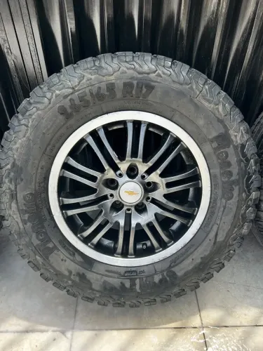 Rodas aro 17 originais da S10 Blazer 5 furos