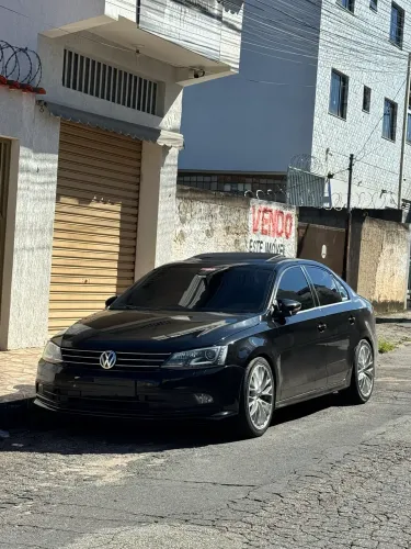 Volkswagen Jetta Comfortline 1.4 TSI 16V 4P Aut. 2017
