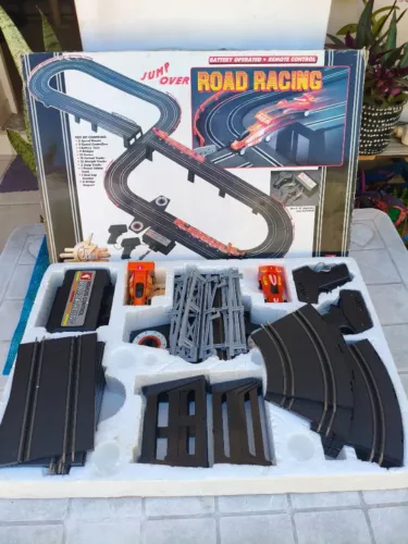 Pista Road Racig Jump Over Aos 90 - Brinquedo Antigo