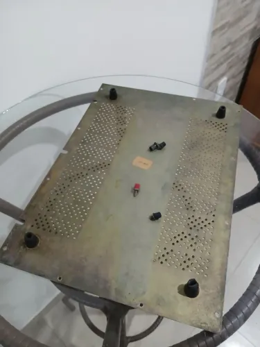 Tampa inferior receiver Polyvox pr 1800